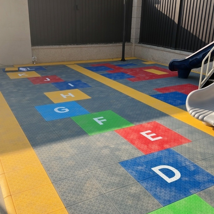 Professional Interlocking PP M - Outdoor Sport Floor Tiles ulasan dan harga